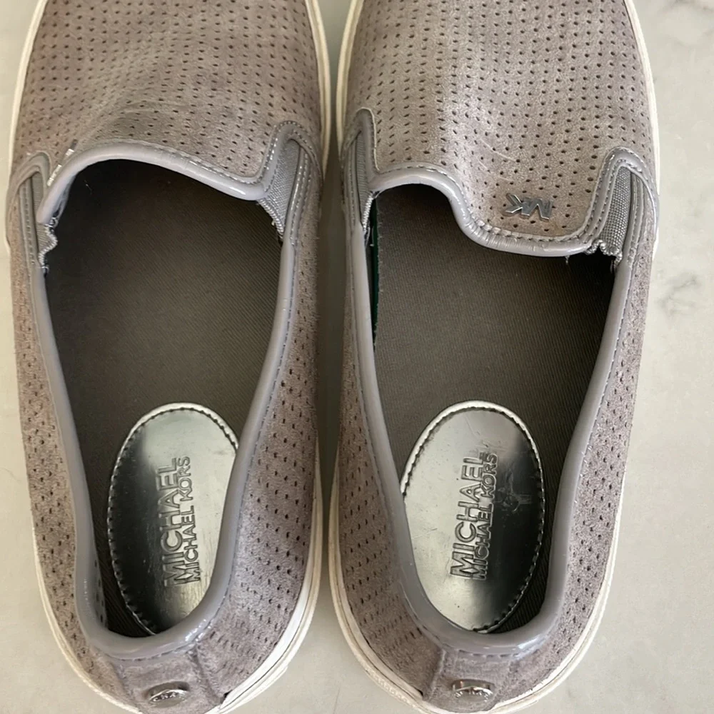 Michael Kors Leather Slippers Size 8